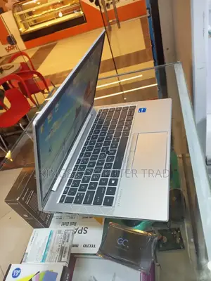 New Laptop HP EliteBook 840 G5 16GB Intel Core I5 SSD 512GB