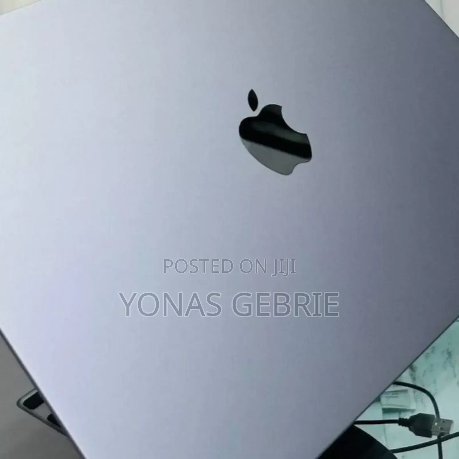 New Laptop Apple MacBook Air 2024 M3 15-Inch 8GB Apple M3 SSD 256GB