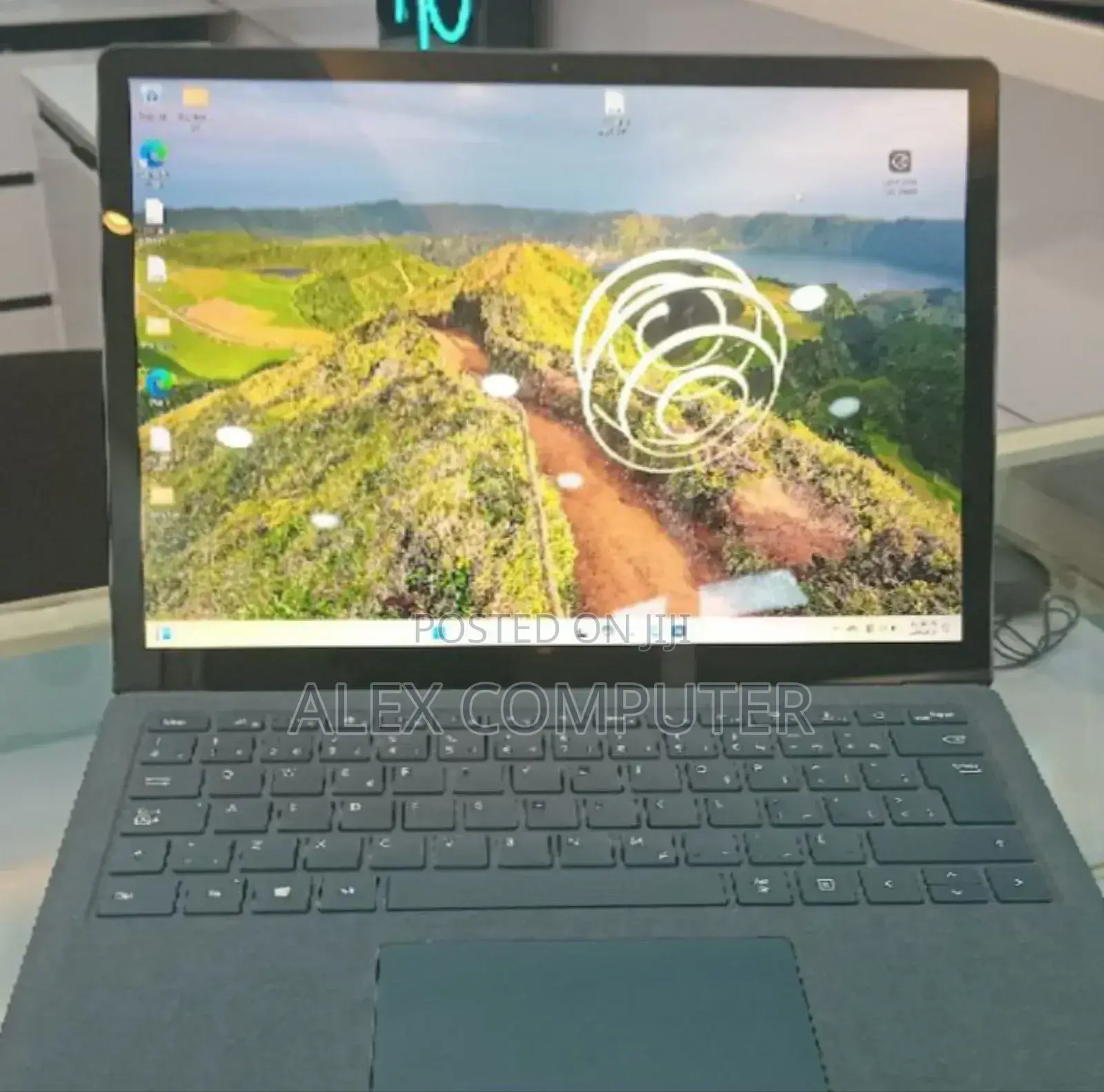 New Laptop Microsoft Surface Laptop 3 16GB Intel Core I7 SSD 256GB