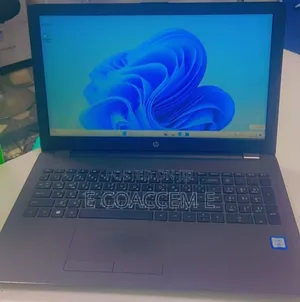 New Laptop HP 4GB Intel Core I3 SSD 500GB