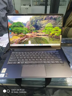 New Laptop Lenovo Yoga 7i 16GB Intel Core I7 SSD 1T