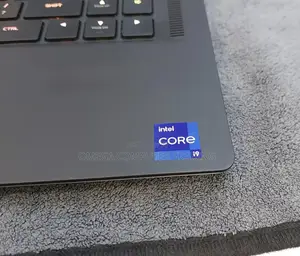 New Laptop Alienware M15 r3 32GB Intel Core i9 SSD 1T