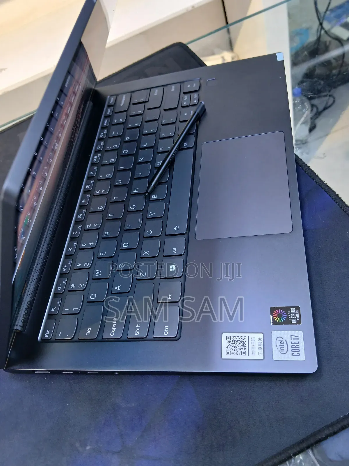 New Laptop Lenovo Yoga 7i 16GB Intel Core I7 SSD 1T