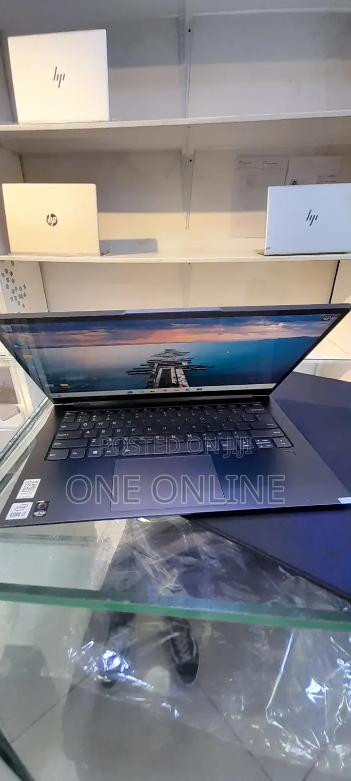 New Laptop Lenovo Yoga 7i 16GB Intel Core I7 SSD 1T