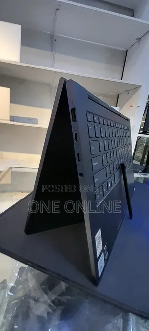 New Laptop Lenovo Yoga 7i 16GB Intel Core I7 SSD 1T