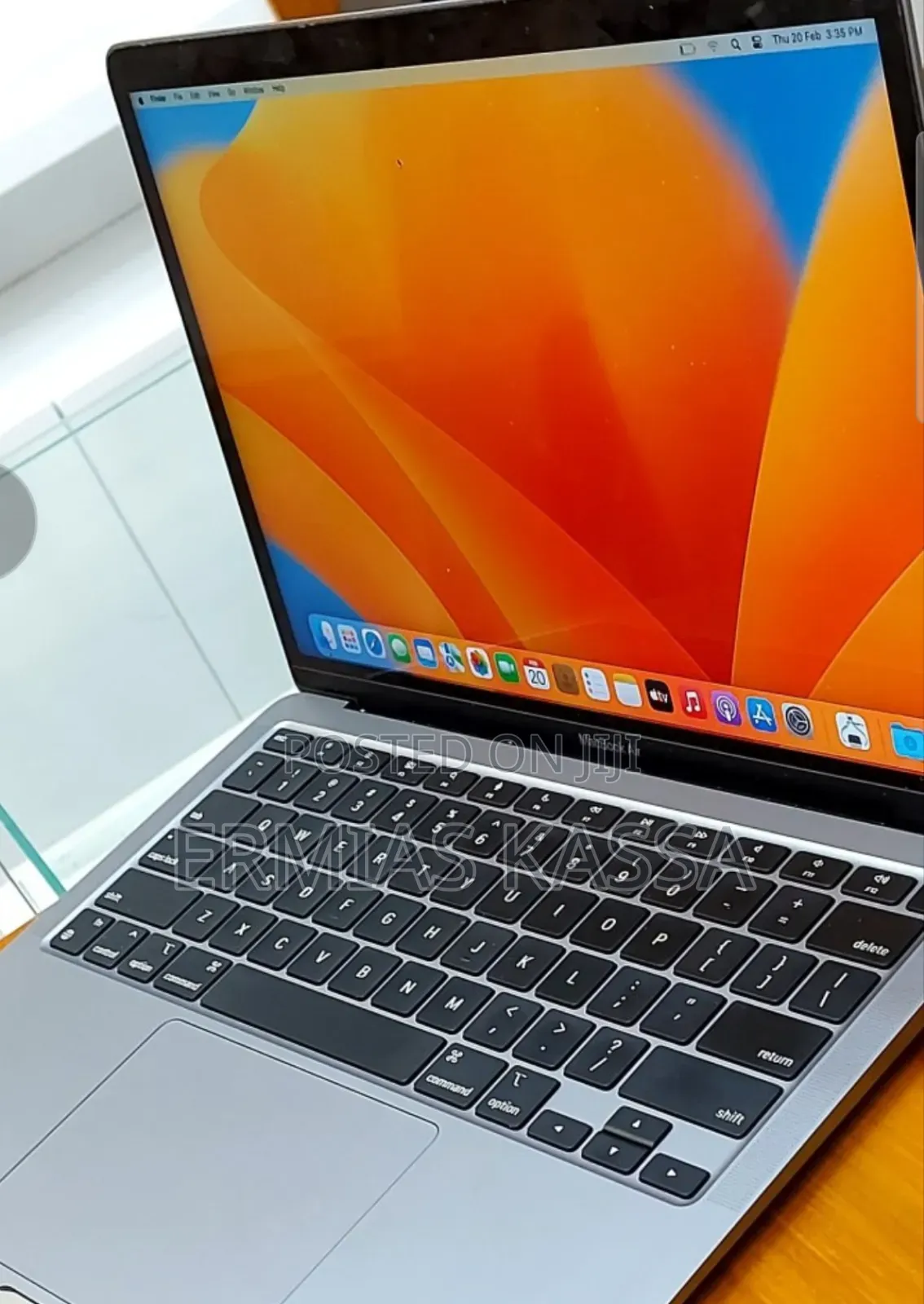 New Laptop Apple MacBook Air 2020 M1 8GB Apple M1 SSD 256GB