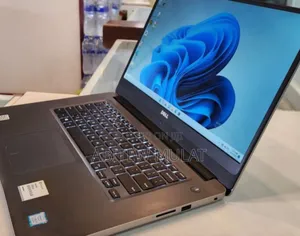 New Laptop Dell Inspiron 15 16GB Intel Core I7 HDD+SSD 750GB
