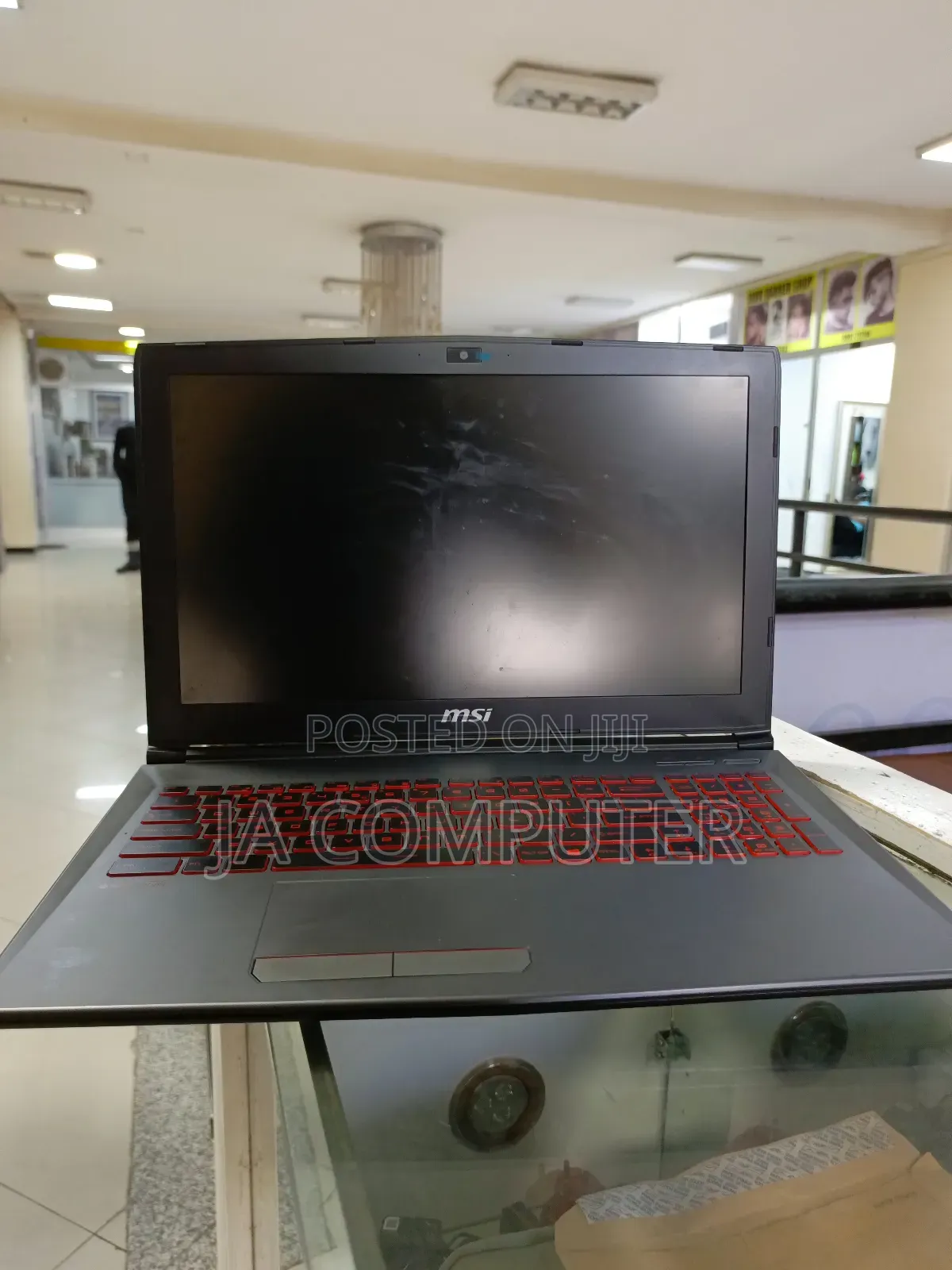 New Laptop MSI GF63 8GB Intel Core I5 SSD 256GB