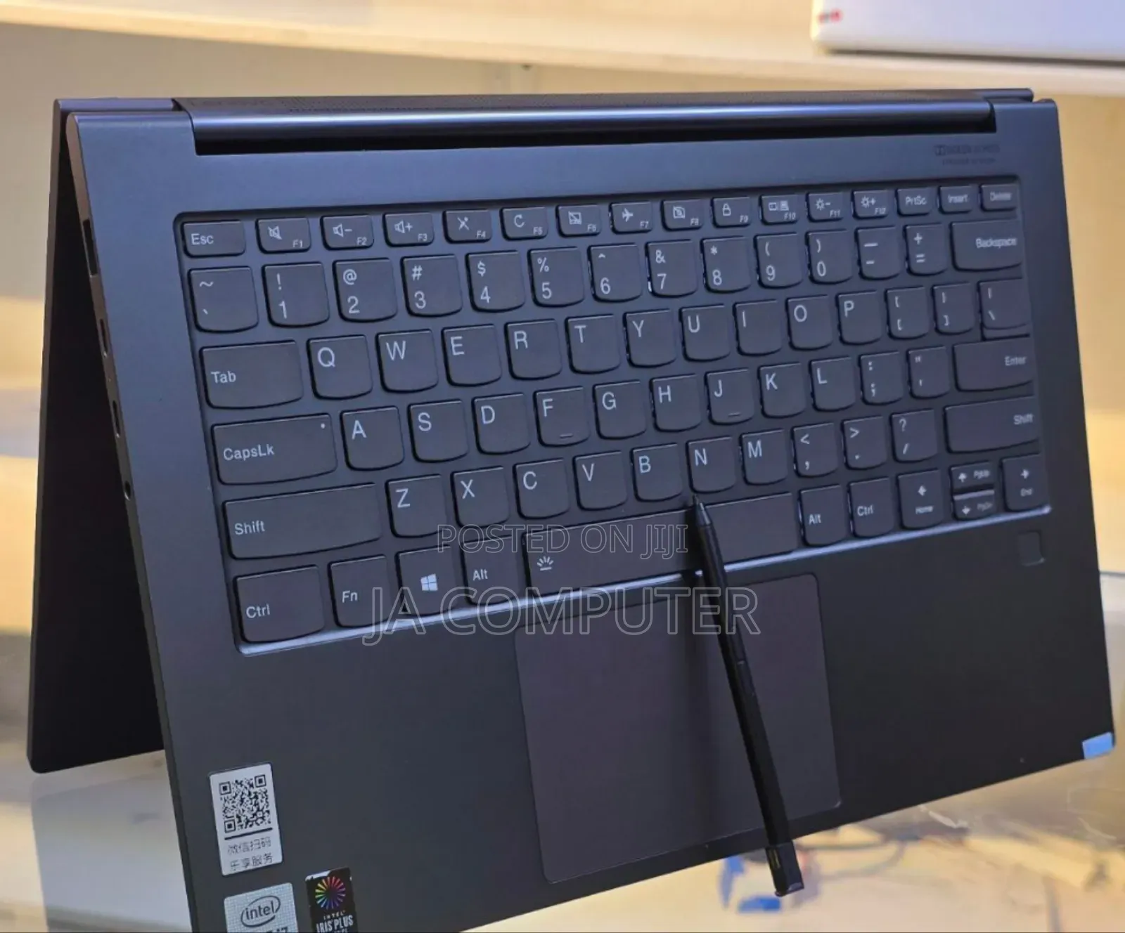 New Laptop Lenovo Yoga 7i 16GB Intel Core I7 SSD 1T
