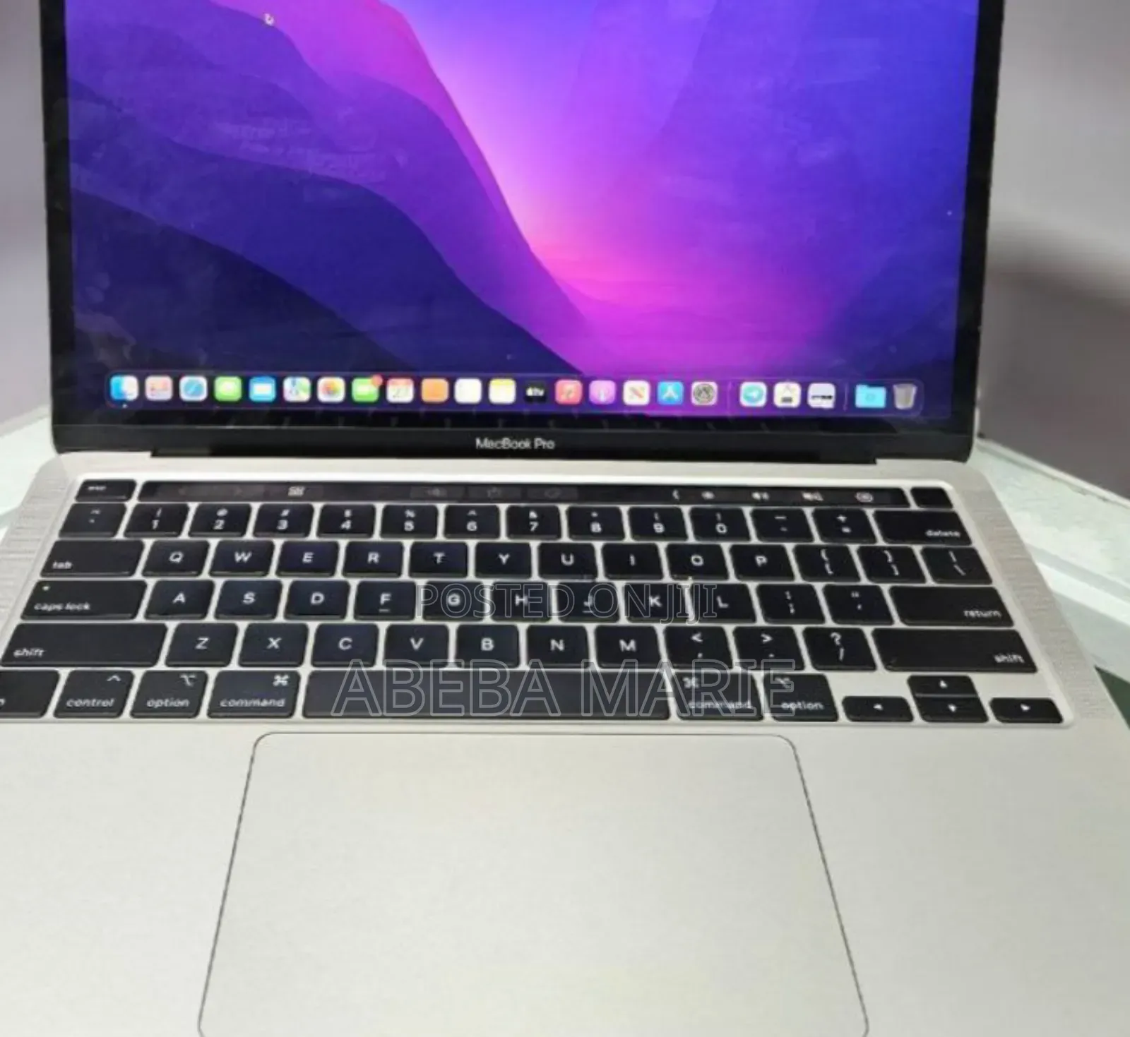New Laptop Apple MacBook Pro 2020 16GB Intel Core I5 SSD 1T