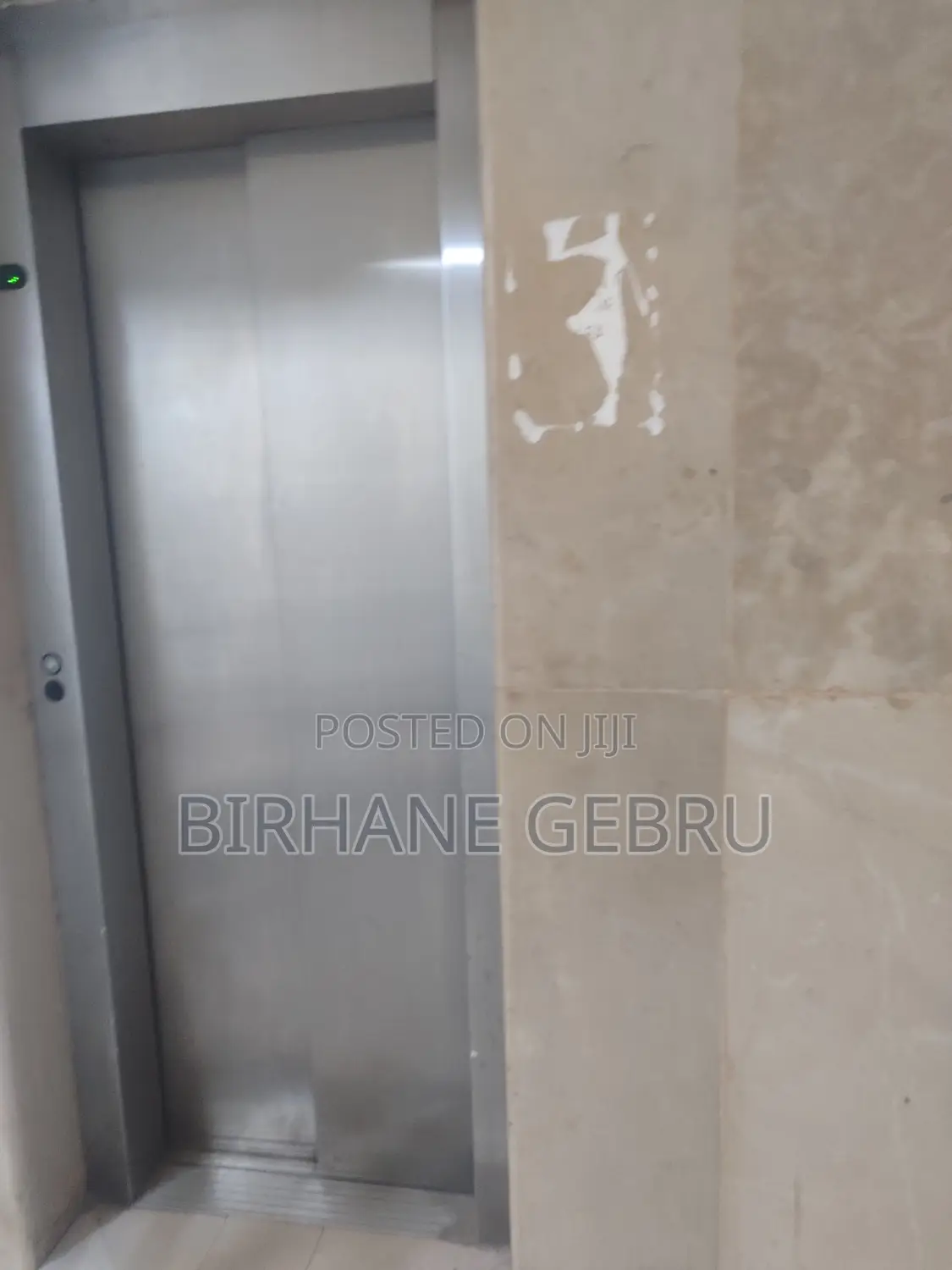 Luxury Apsrtiment Rent for Office