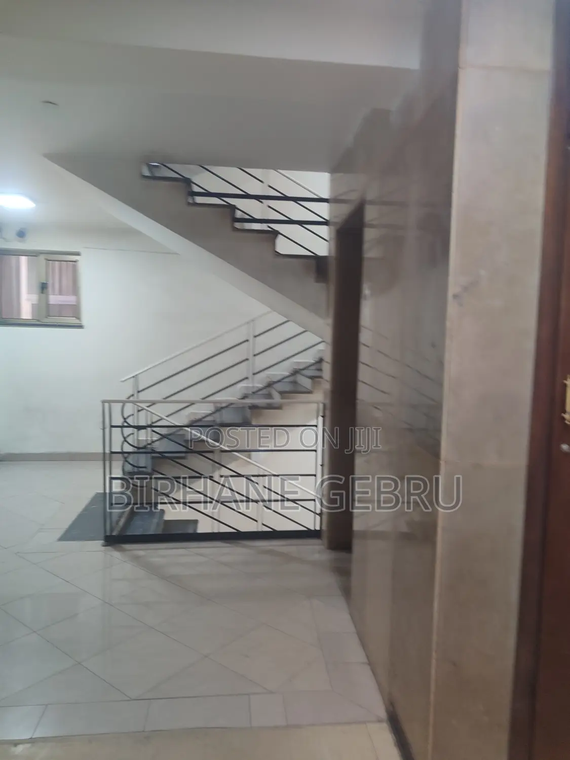 Luxury Apsrtiment Rent for Office