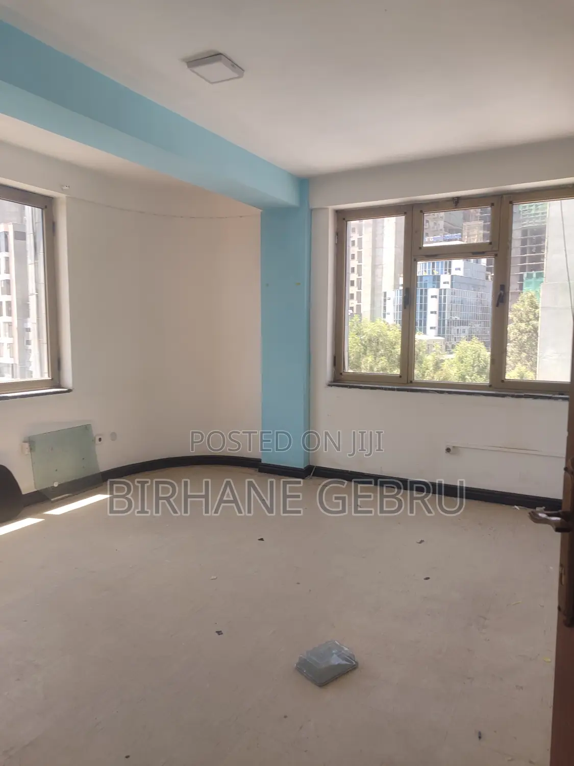 Luxury Apsrtiment Rent for Office