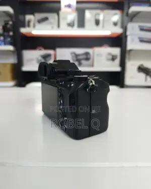 Sony Alpha 7 Iii With 28-70mm Kit Lens Cmos