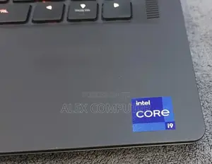 New Laptop Alienware Area-51m 32GB Intel Core I9 SSD 1T
