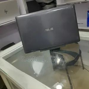 Laptop Asus 2GB Intel Atom SSD 60GB