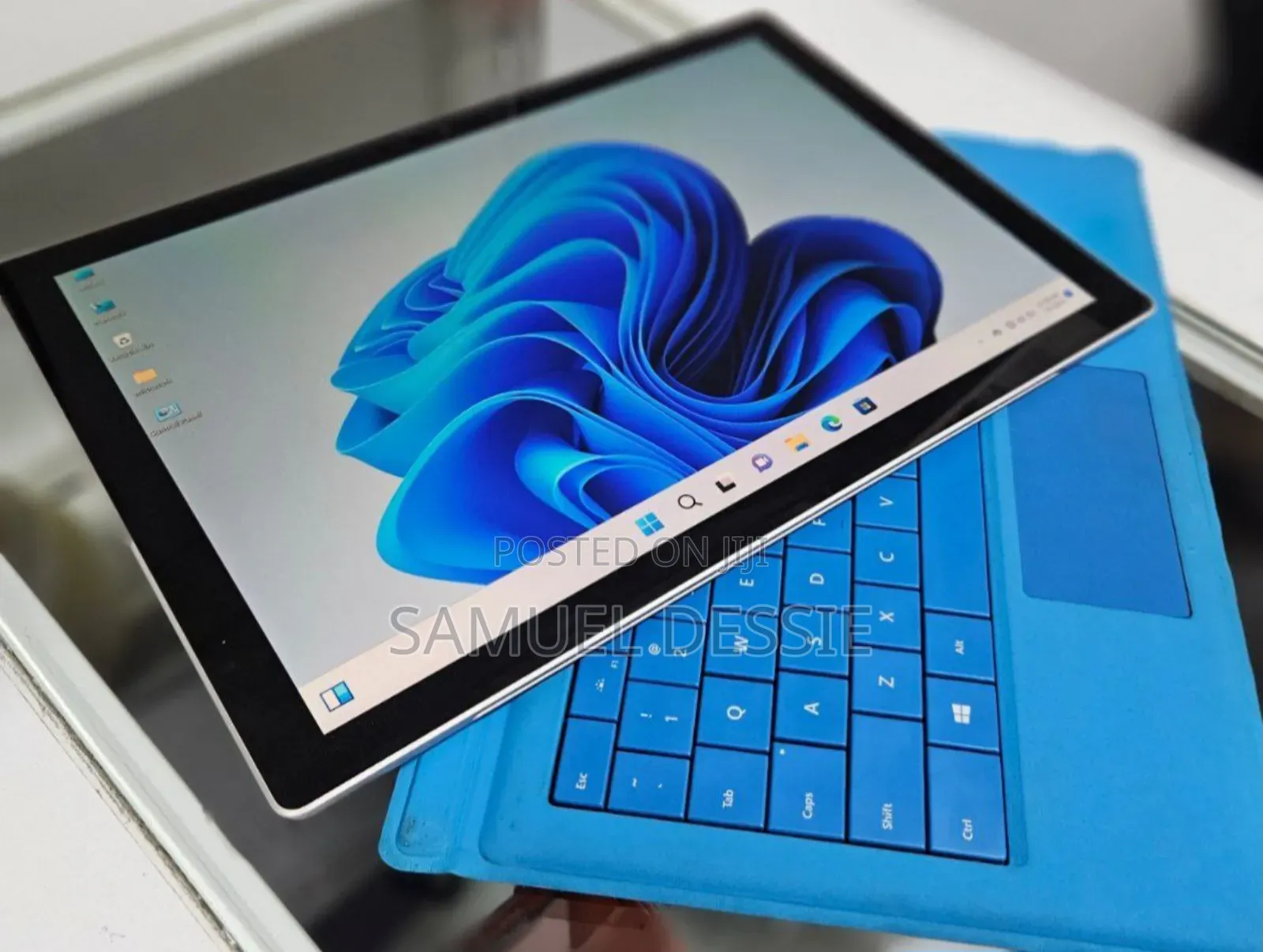 New Laptop Microsoft Surface Pro 7 8GB Intel Core I5 SSD 128GB