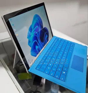 New Laptop Microsoft Surface Pro 7 8GB Intel Core I5 SSD 128GB