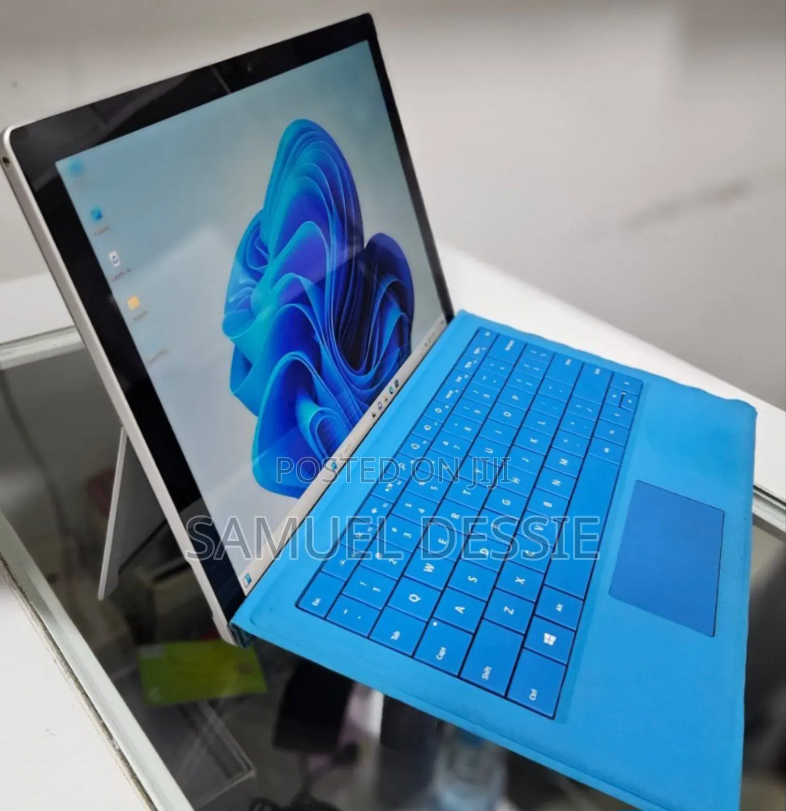 New Laptop Microsoft Surface Pro 7 8GB Intel Core I5 SSD 128GB