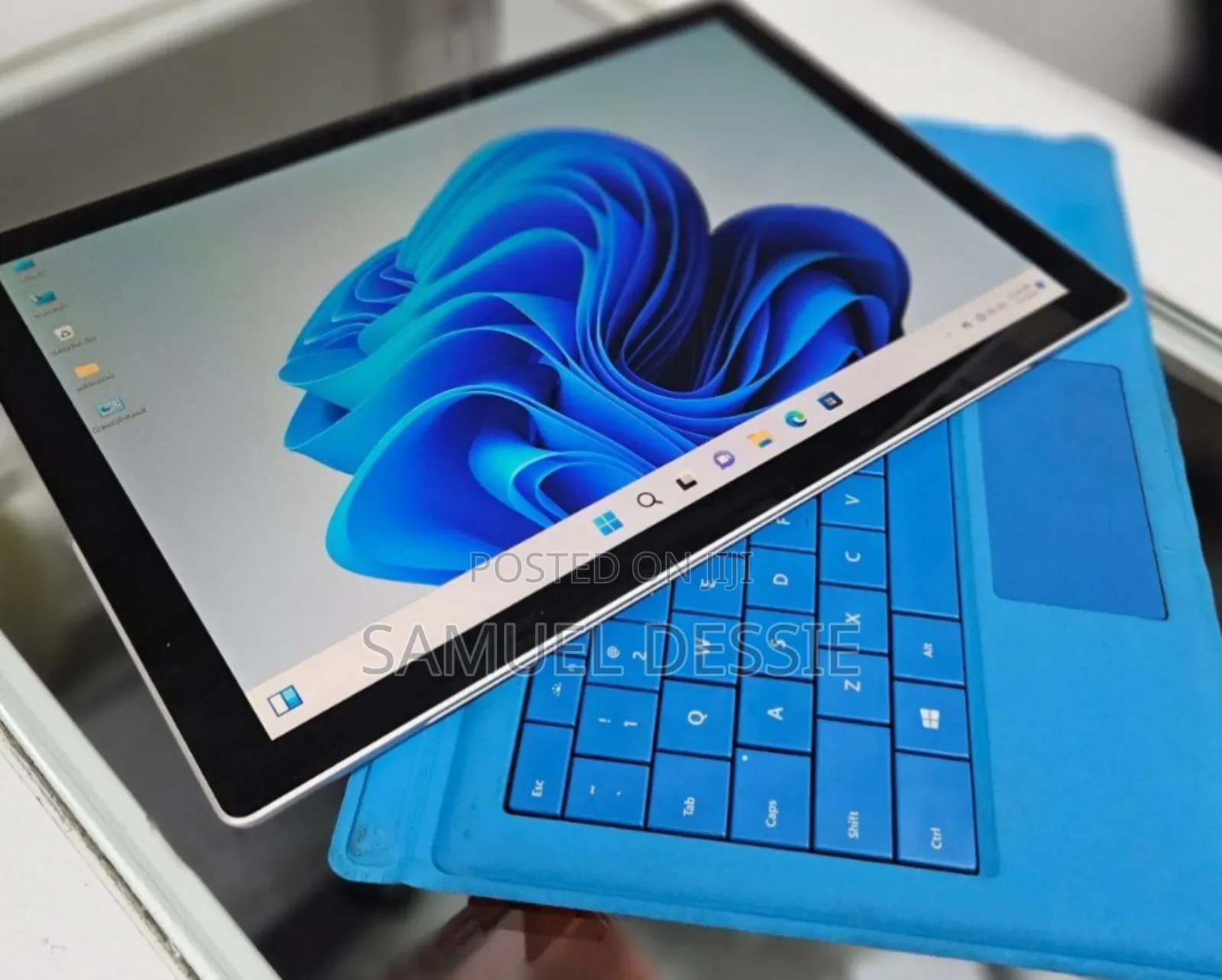 New Laptop Microsoft Surface Pro 7 8GB Intel Core I5 SSD 128GB