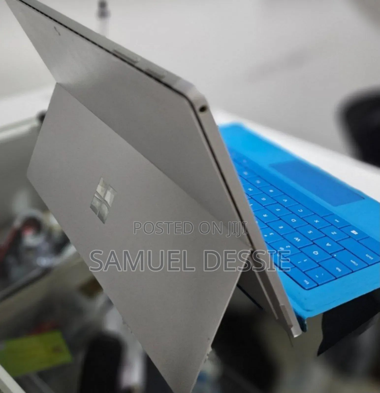 New Laptop Microsoft Surface Pro 7 8GB Intel Core I5 SSD 128GB