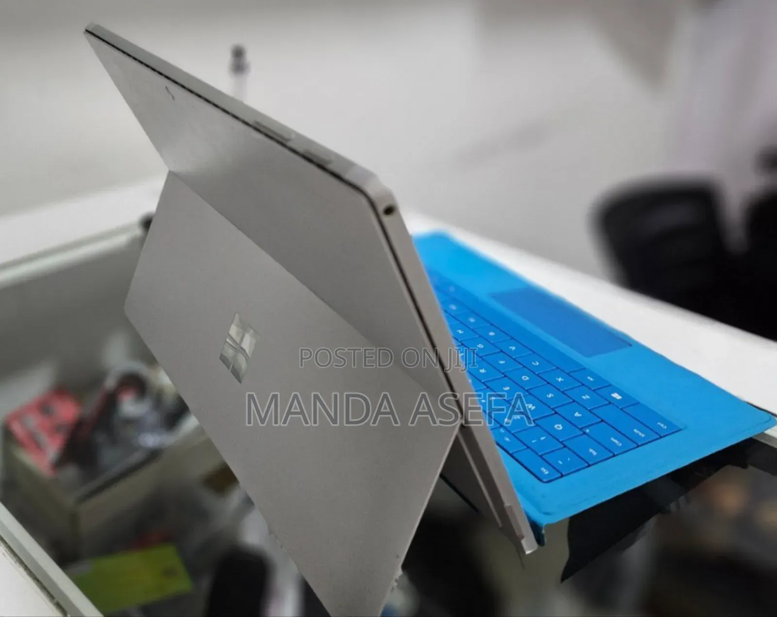 New Laptop Microsoft Surface Pro 7 8GB Intel Core I5 SSD 128GB