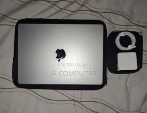 New Apple MacBook Pro 2023 M3 14-Inch 8GB Apple M3 Pro SSD 512GB