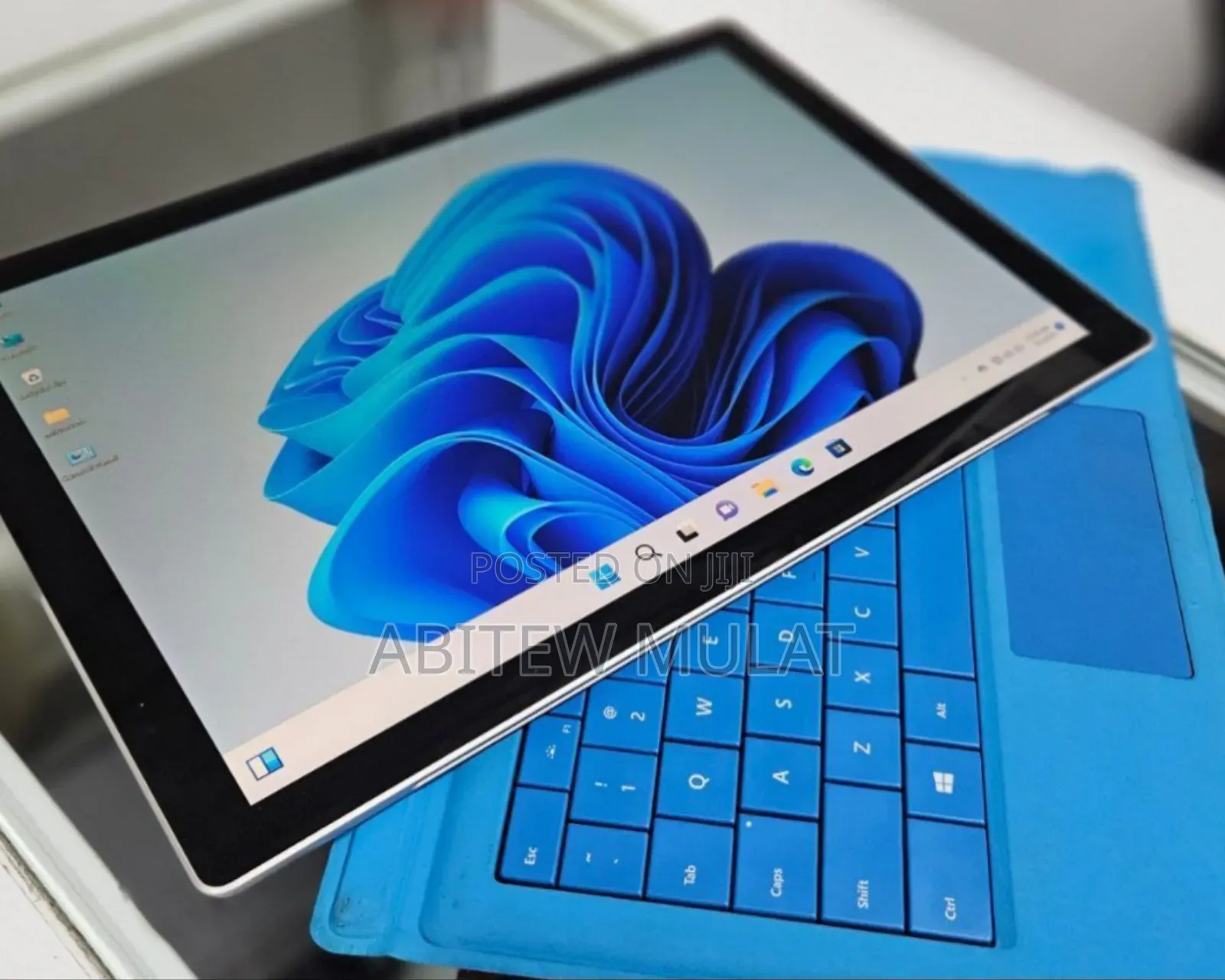 New Laptop Microsoft Surface Pro 7 8GB Intel Core I5 SSD 256GB