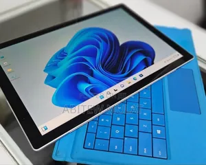 New Laptop Microsoft Surface Pro 7 8GB Intel Core I5 SSD 256GB