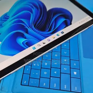 New Laptop Microsoft Surface Pro 7 8GB Intel Core I5 SSD 128GB