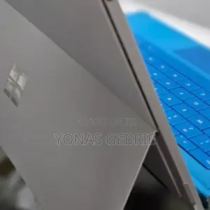 New Laptop Microsoft Surface Pro 7 8GB Intel Core I5 SSD 128GB