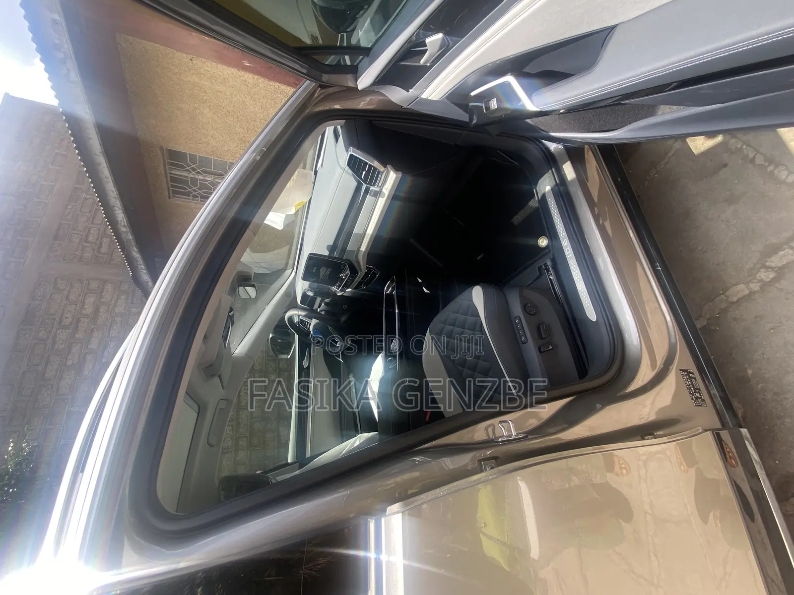 New Volkswagen ID.6 2024 Beige