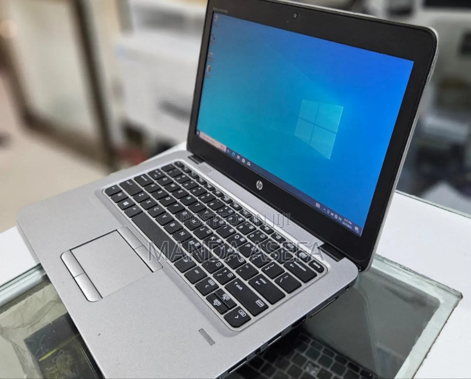 New Laptop HP EliteBook 820 G4 8GB Intel Core I7 HDD 1T