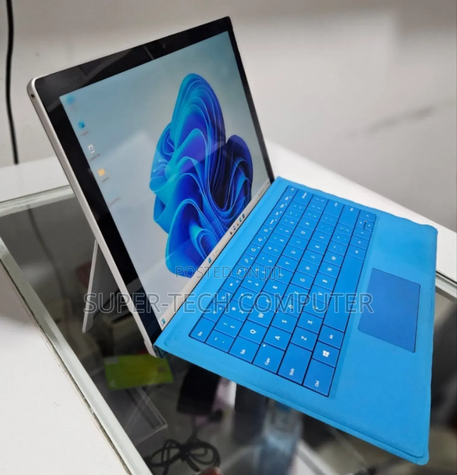 New Laptop Microsoft Surface Pro 7 8GB Intel Core I5 SSD 128GB