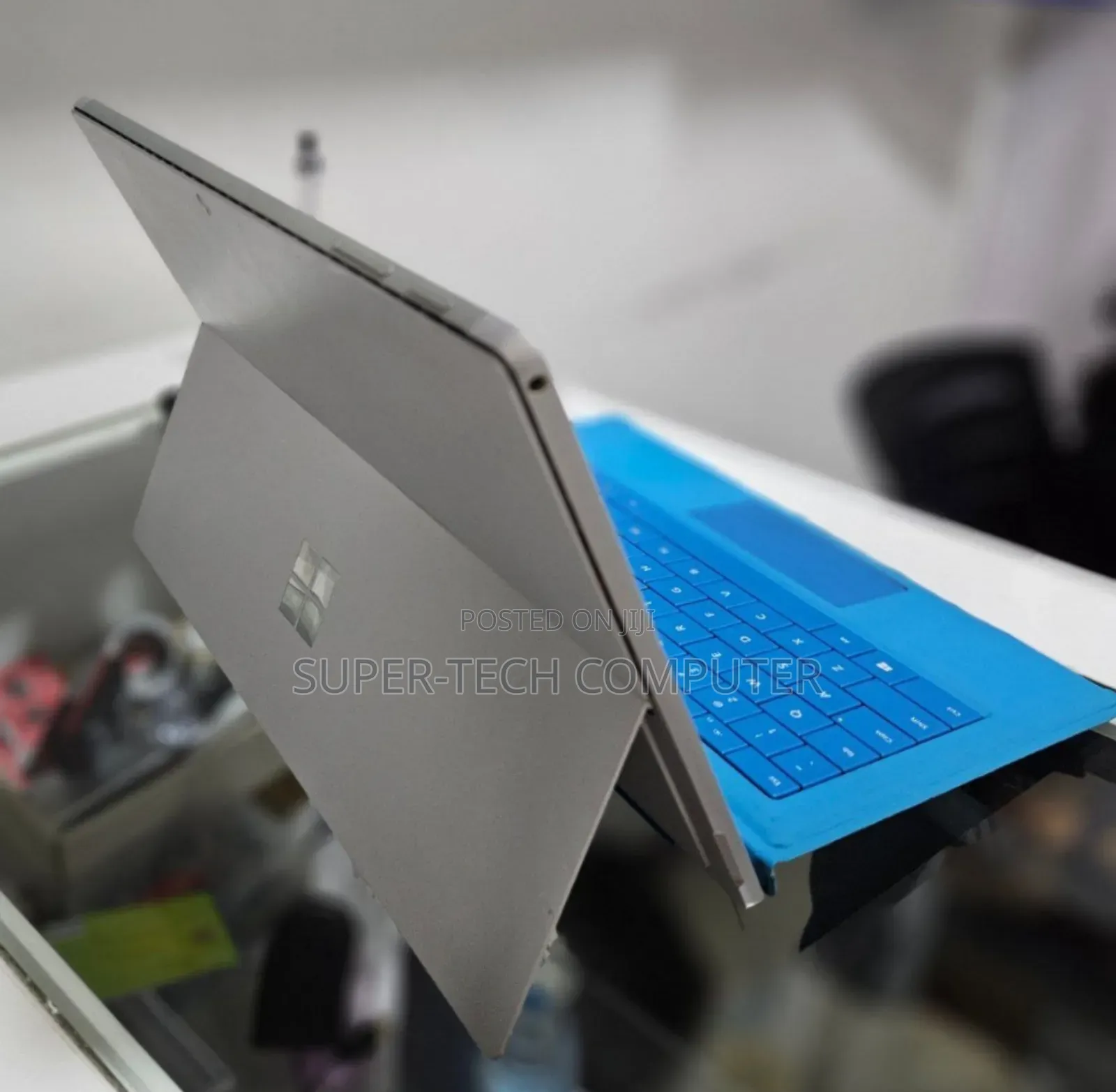 New Laptop Microsoft Surface Pro 7 8GB Intel Core I5 SSD 128GB