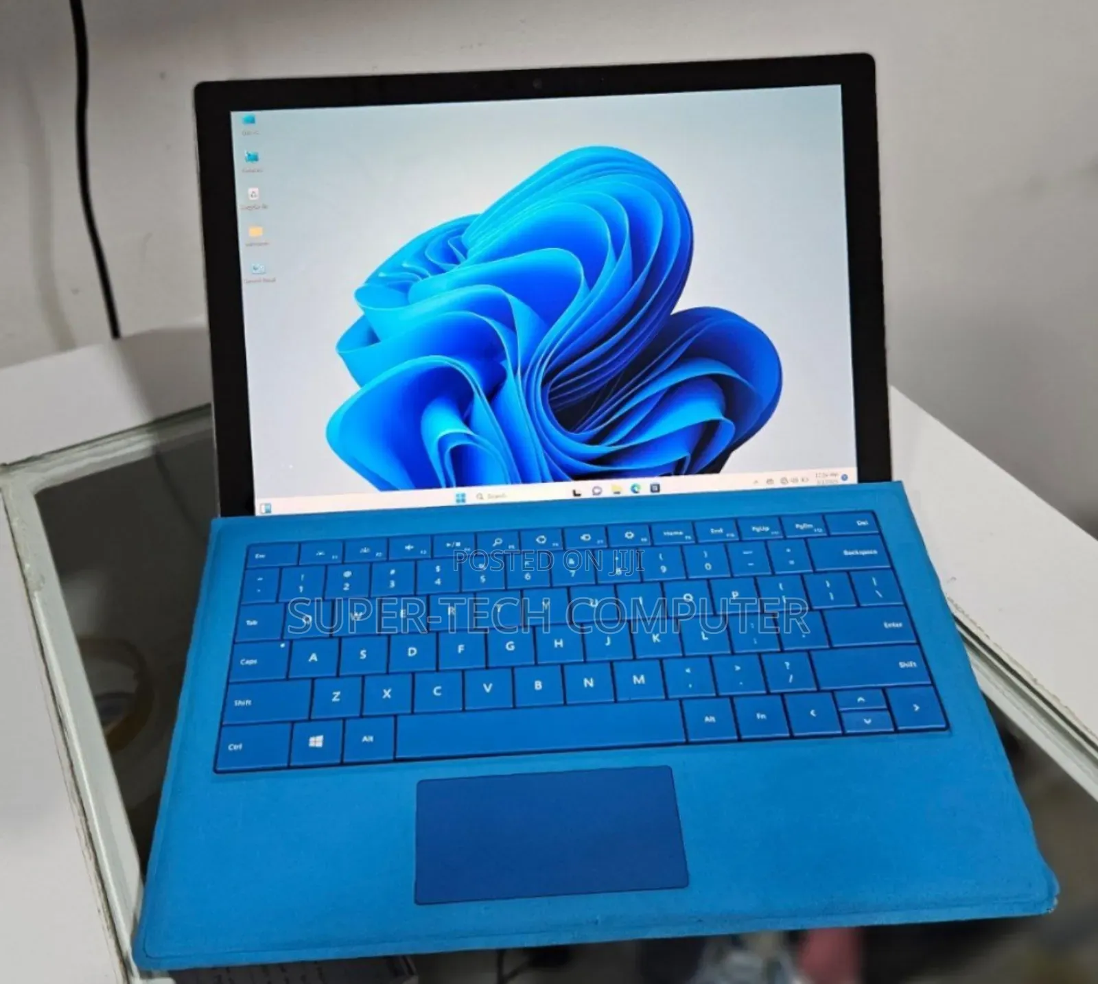 New Laptop Microsoft Surface Pro 7 8GB Intel Core I5 SSD 128GB