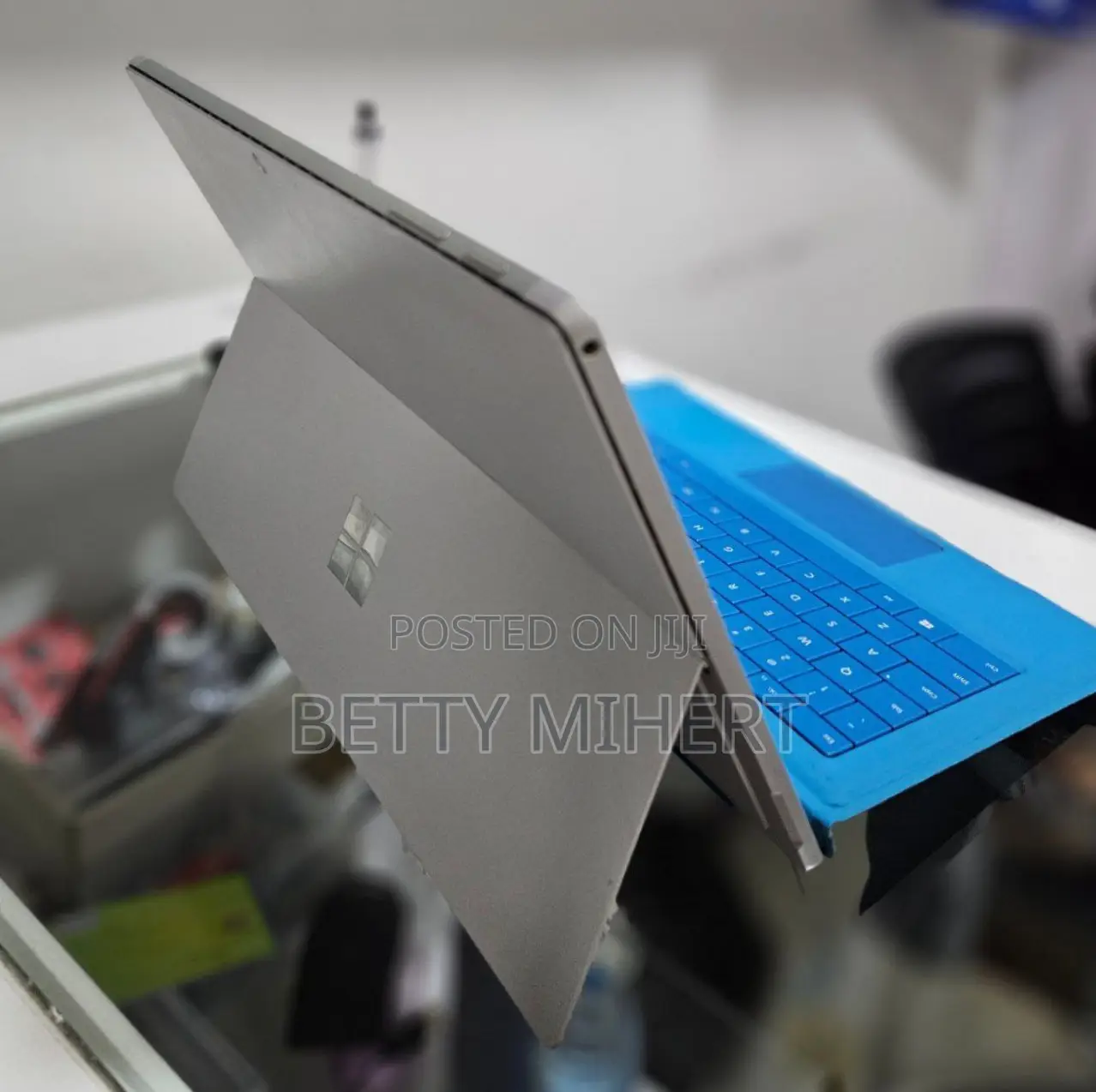New Laptop HP 8GB Intel Core I5 SSD 128GB