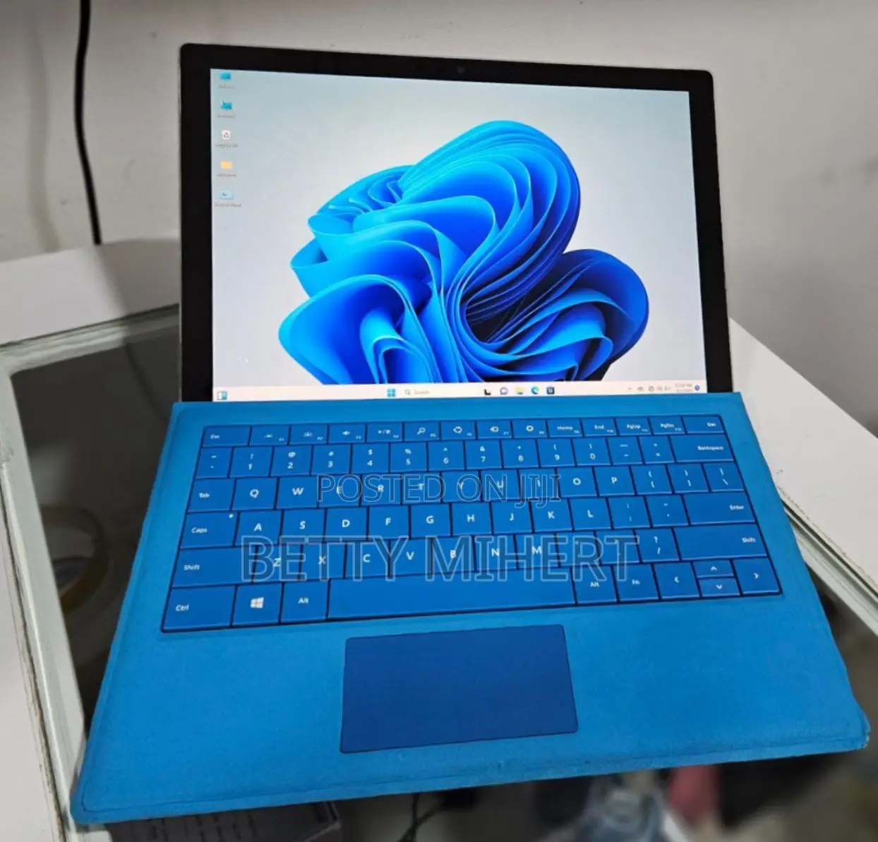 New Laptop HP 8GB Intel Core I5 SSD 128GB