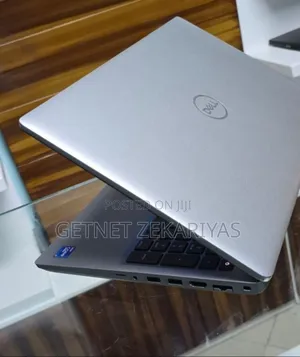 New Laptop Dell Precision 15 5510 32GB Intel Core I7 SSD 512GB