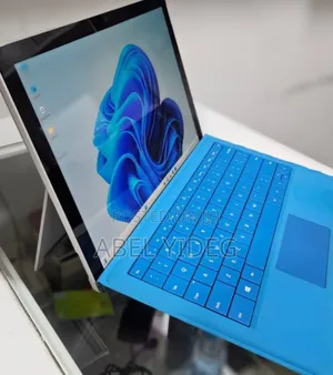 New Laptop Microsoft Surface Pro 7 8GB Intel Core I5 SSD 128GB