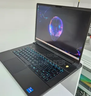 New Laptop Alienware M17x R2 16GB Intel Core I7 SSD 1T