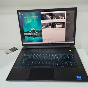 New Laptop Alienware M17x R2 16GB Intel Core I7 SSD 1T