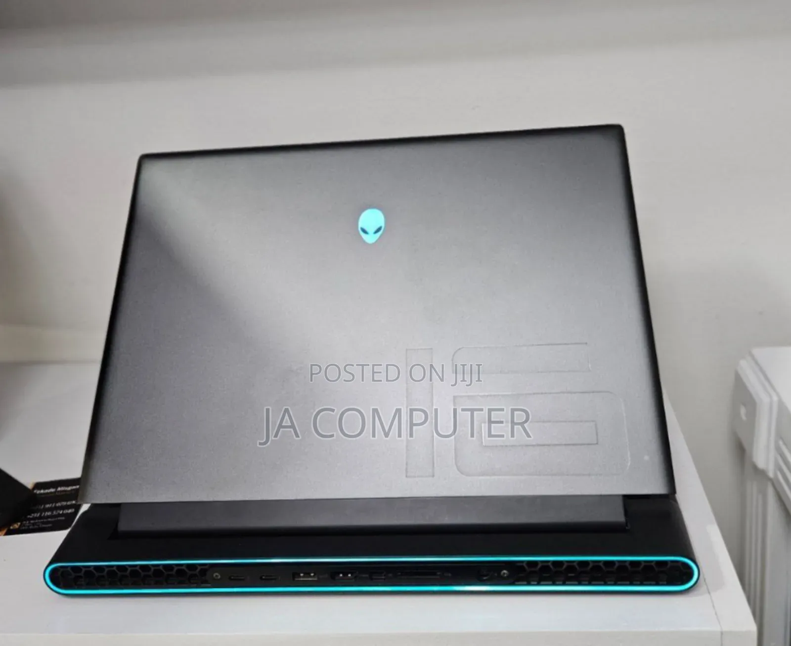New Laptop Alienware M17x R2 16GB Intel Core I7 SSD 1T