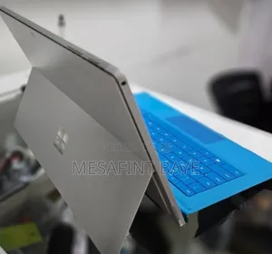 New Laptop Microsoft Surface Pro 7 8GB Intel Core I5 SSD 128GB