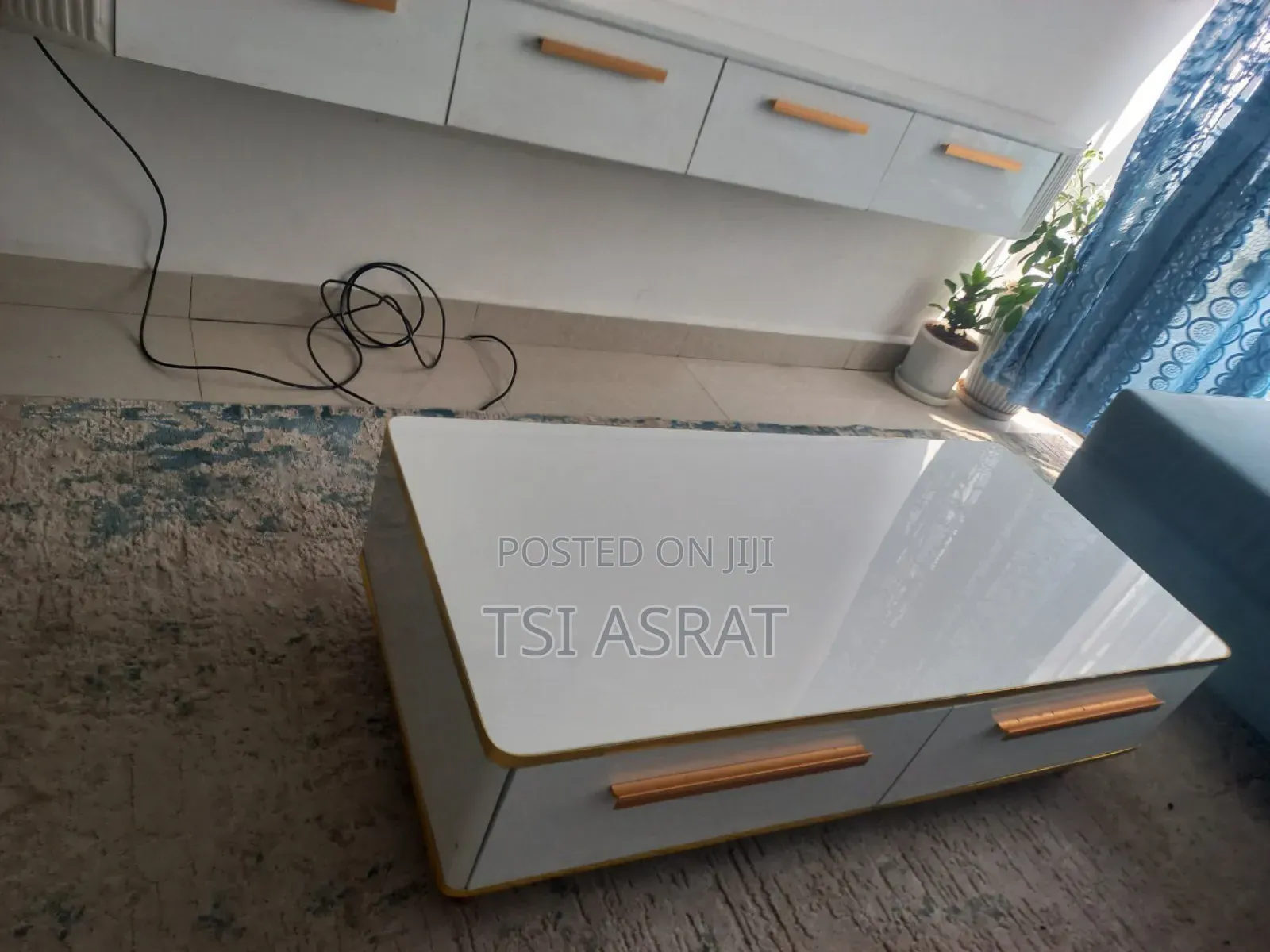 High Quality Sofa Tables