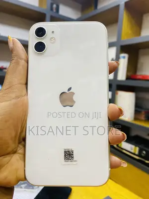 New Apple iPhone 11 128 GB White