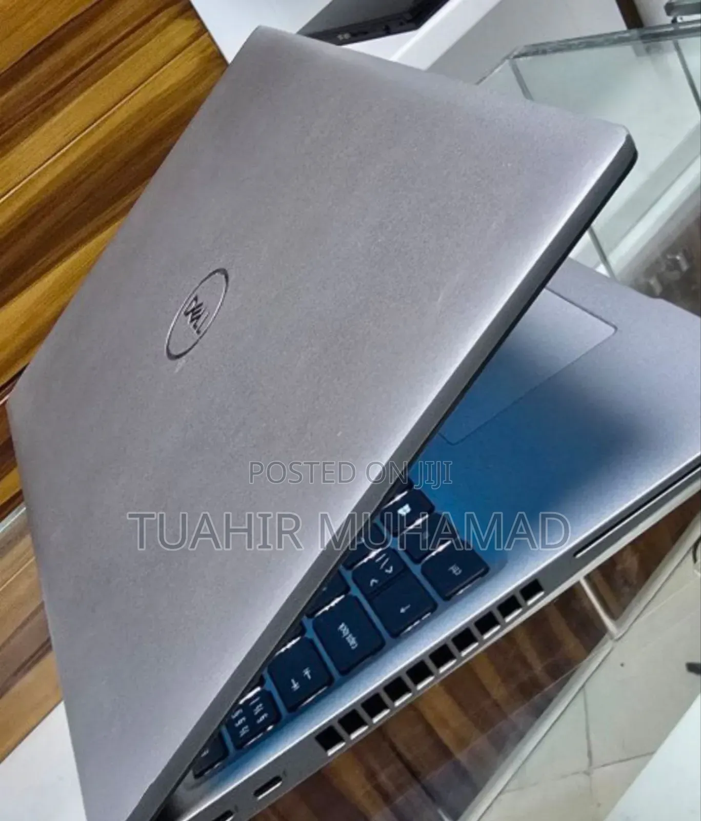 New Laptop Dell Precision 3520 32GB Intel Core I7 SSD 512GB