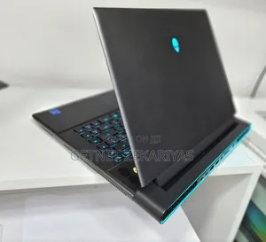 New Laptop Alienware M15 R3 16GB Intel Core I7 SSD 1T