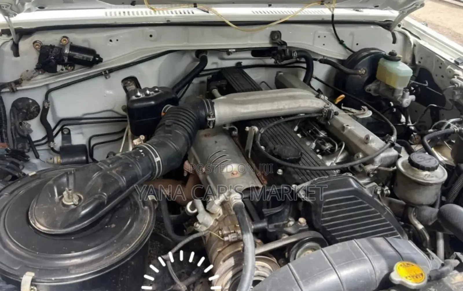 Toyota Land Cruiser 2018 White