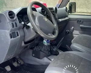 Toyota Land Cruiser 2018 White